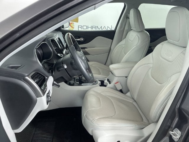 2019 Jeep Cherokee Overland
