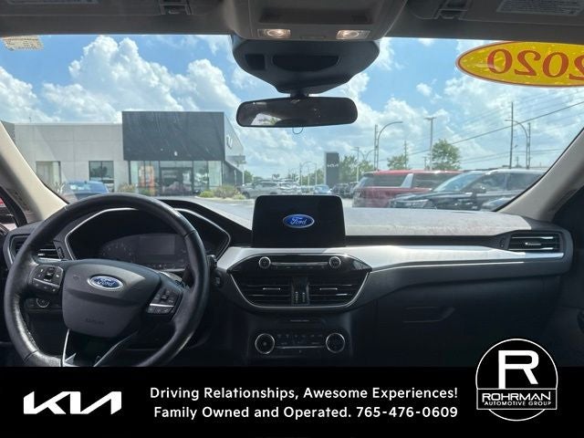 2020 Ford Escape SEL