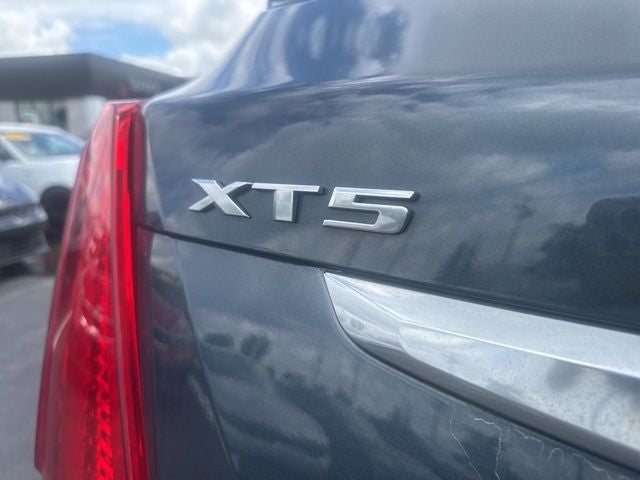 2019 Cadillac XT5 Base