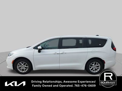 2023 Chrysler Pacifica Touring L