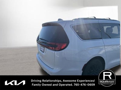 2021 Chrysler Pacifica Touring L