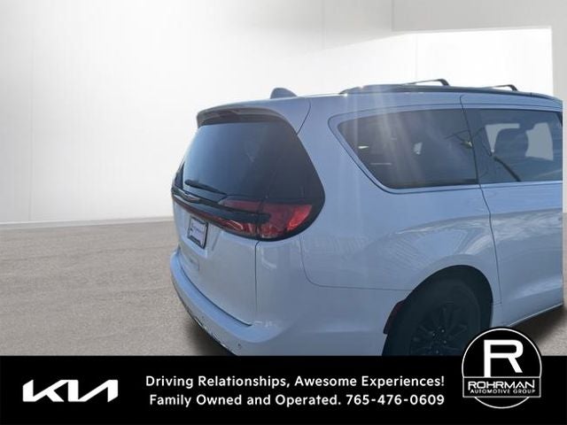 2021 Chrysler Pacifica Touring L