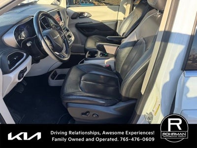 2021 Chrysler Pacifica Touring L