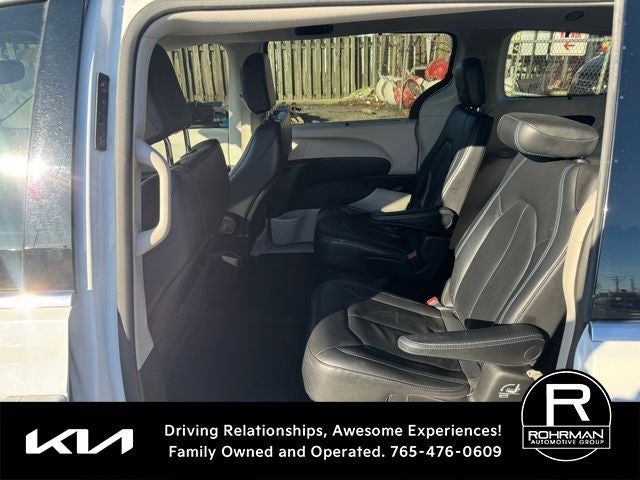 2021 Chrysler Pacifica Touring L