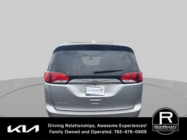 2018 Chrysler Pacifica Touring L