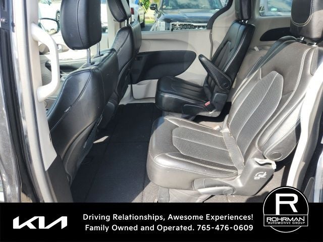 2020 Chrysler Voyager LXI