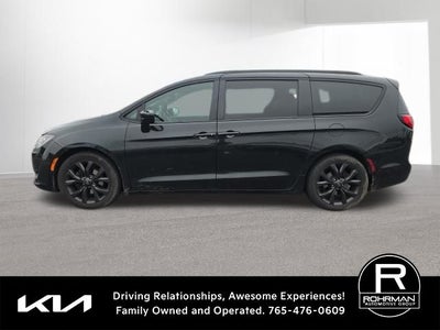 2018 Chrysler Pacifica Touring L Plus