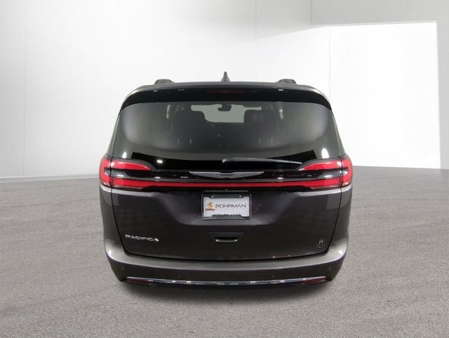 2021 Chrysler Pacifica Touring