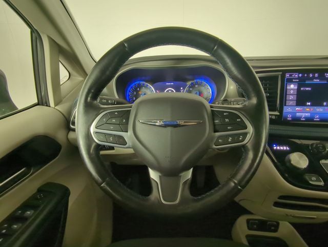 2021 Chrysler Pacifica Touring