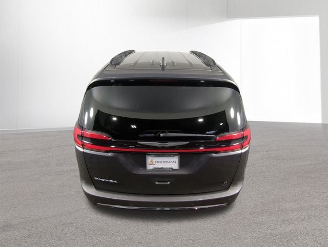2021 Chrysler Pacifica Touring