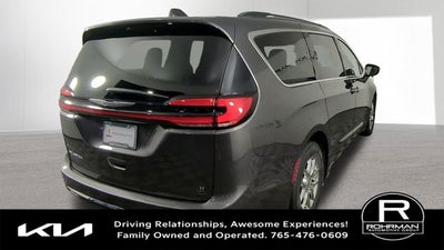 2021 Chrysler Pacifica Touring