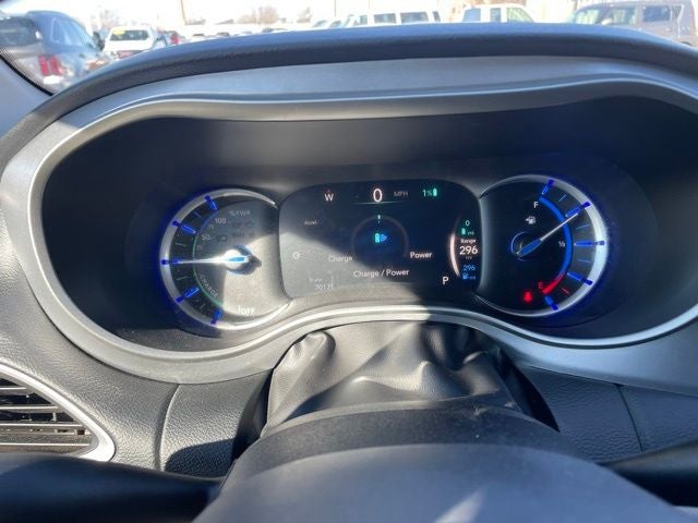 2018 Chrysler Pacifica Hybrid Touring L
