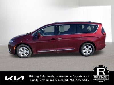 2018 Chrysler Pacifica Hybrid Touring L