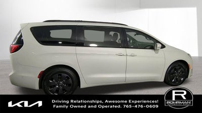 2020 Chrysler Pacifica Hybrid Limited