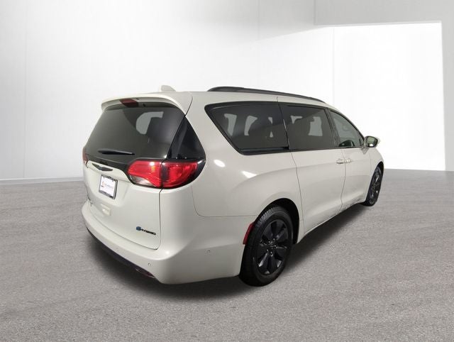 2020 Chrysler Pacifica Hybrid Limited