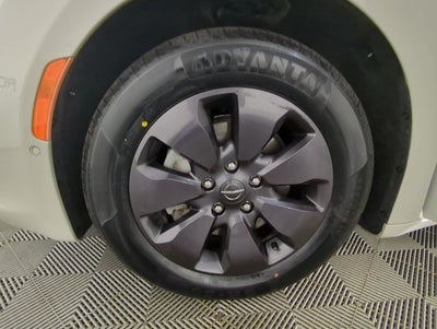 2020 Chrysler Pacifica Hybrid Limited