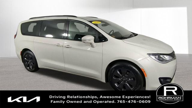 2020 Chrysler Pacifica Hybrid Limited