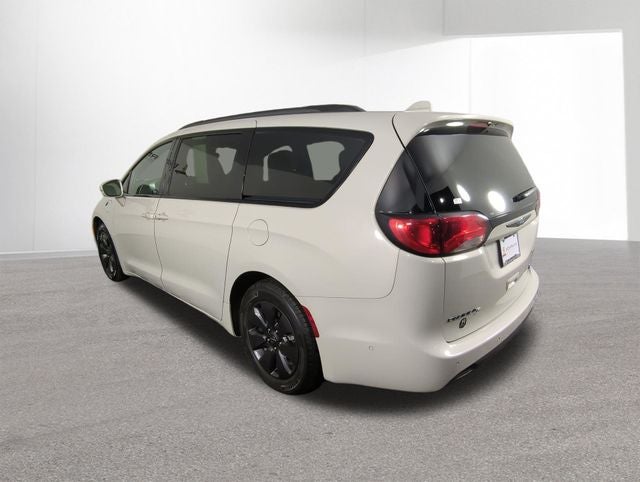 2020 Chrysler Pacifica Hybrid Limited