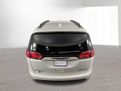 2020 Chrysler Pacifica Hybrid Limited