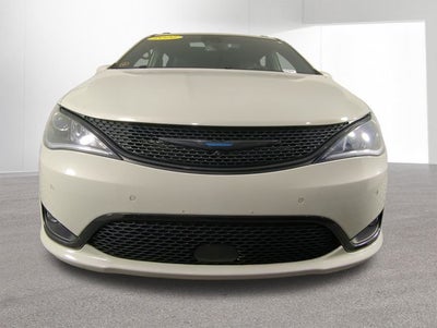 2020 Chrysler Pacifica Hybrid Limited