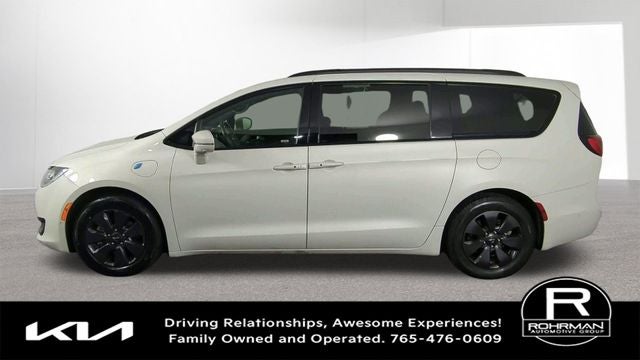 2020 Chrysler Pacifica Hybrid Limited