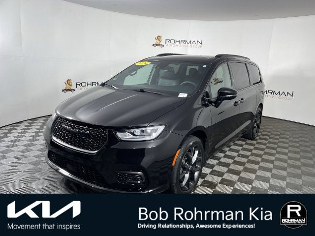 2024 Chrysler Pacifica Touring L