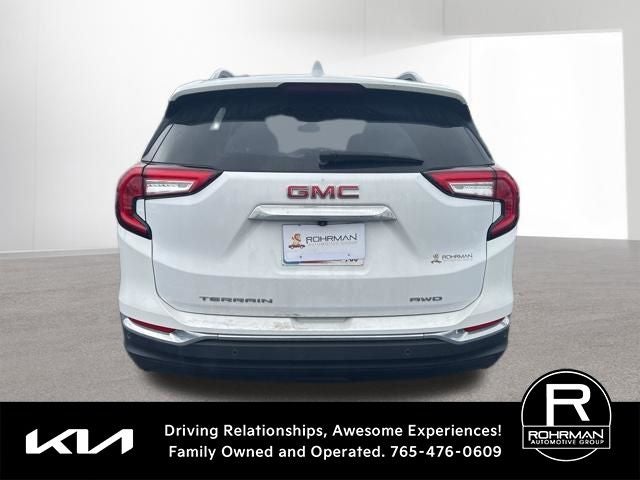 2022 GMC Terrain SLT