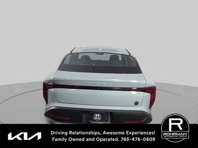 2026 Kia K4 LXS