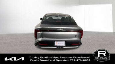2026 Kia K4 LXS