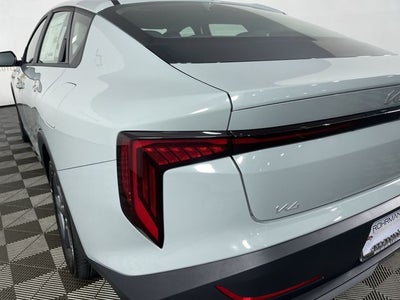 2026 Kia K4 LXS