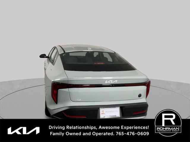 2026 Kia K4 LXS