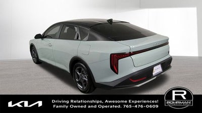 2025 Kia K4 LXS