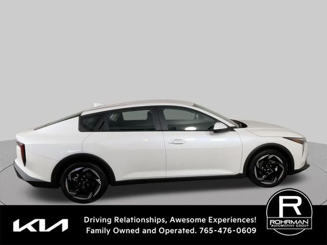 2026 Kia K4 EX