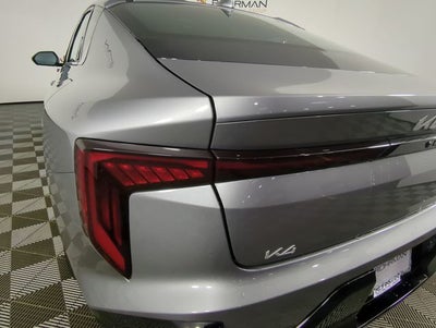 2025 Kia K4 GT-Line