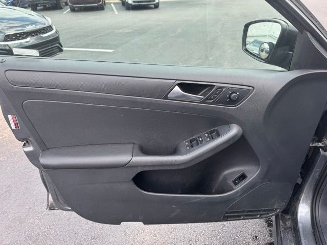 2013 Volkswagen Jetta 2.0L S