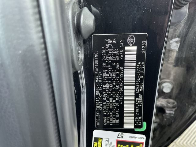 2024 Toyota Camry SE