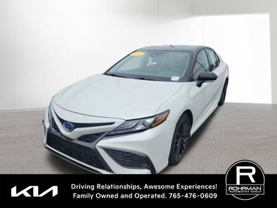 2022 Toyota Camry Hybrid XSE