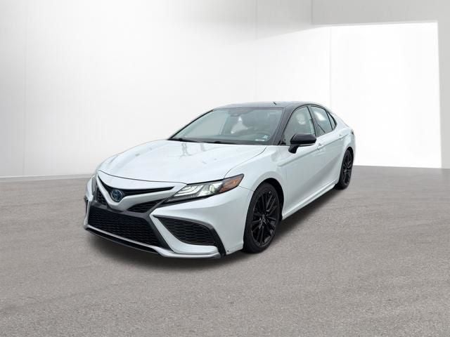 2022 Toyota Camry Hybrid XSE
