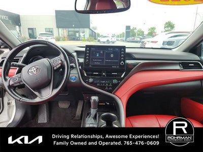 2022 Toyota Camry Hybrid XSE