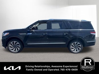 2023 Lincoln Navigator L Reserve