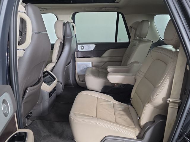 2023 Lincoln Navigator L Reserve