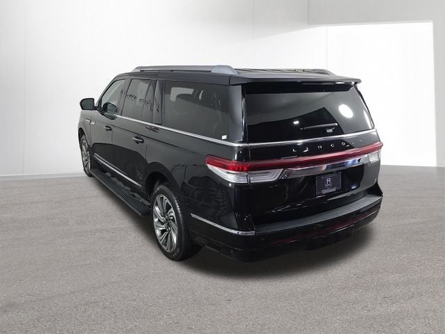 2023 Lincoln Navigator L Reserve