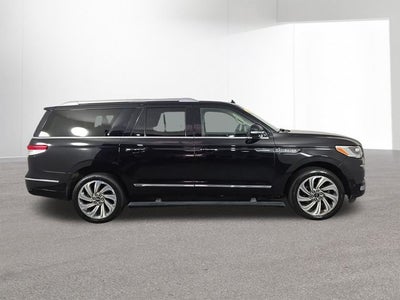 2023 Lincoln Navigator L Reserve
