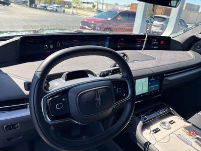 2025 Lincoln Navigator L Reserve