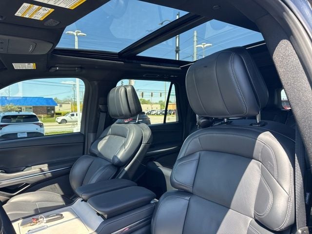 2025 Lincoln Navigator L Reserve