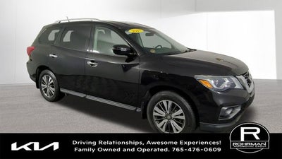 2017 Nissan Pathfinder S