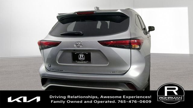 2023 Toyota Highlander XSE