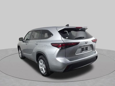 2025 Toyota Highlander LE