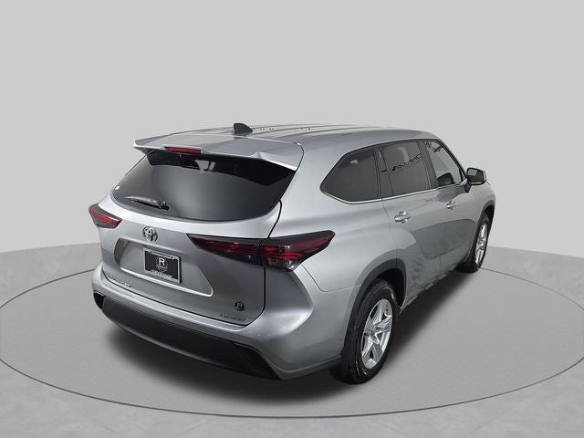 2025 Toyota Highlander LE