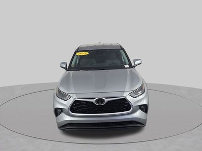 2025 Toyota Highlander LE